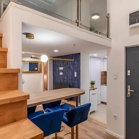 Apartament Downtown Comfort *